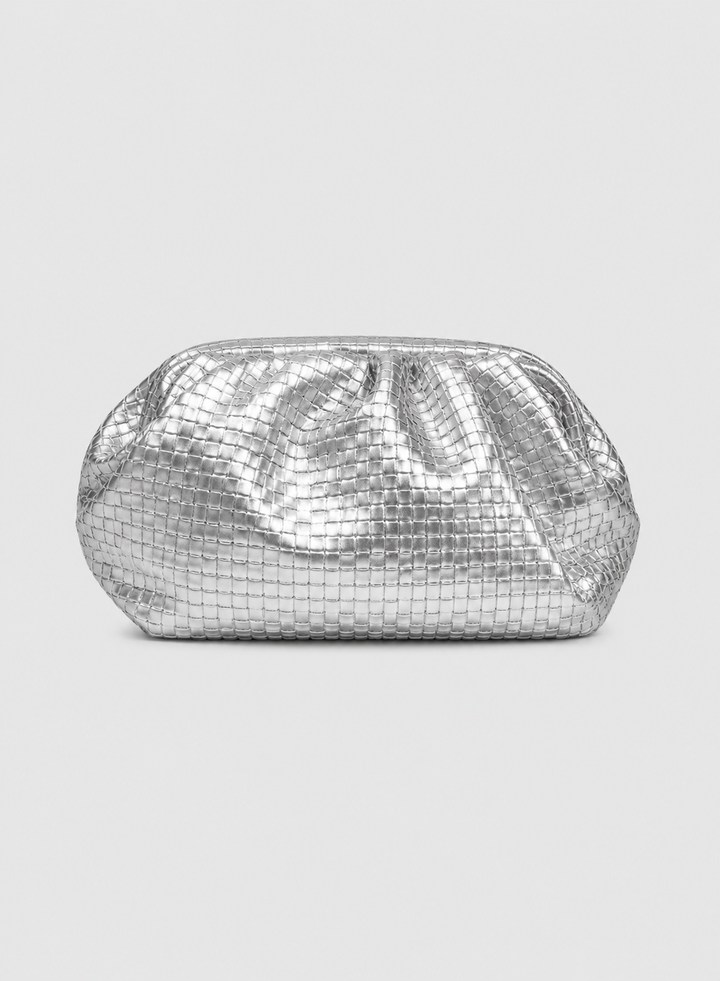     Metallic clutch τσάντα σε silver απόχρωση