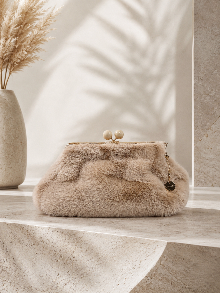 Soft Luxe Γούνινη τσάντα
