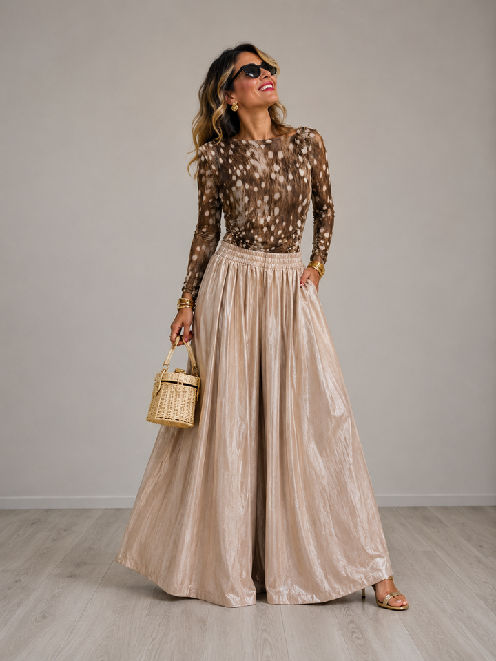 Γυναικείο κορμάκι με animal-inspired print σε καφέ και εκρού αποχρώσεις, ασύμμετρη λαιμόκοψη και draped λεπτομέρειες.