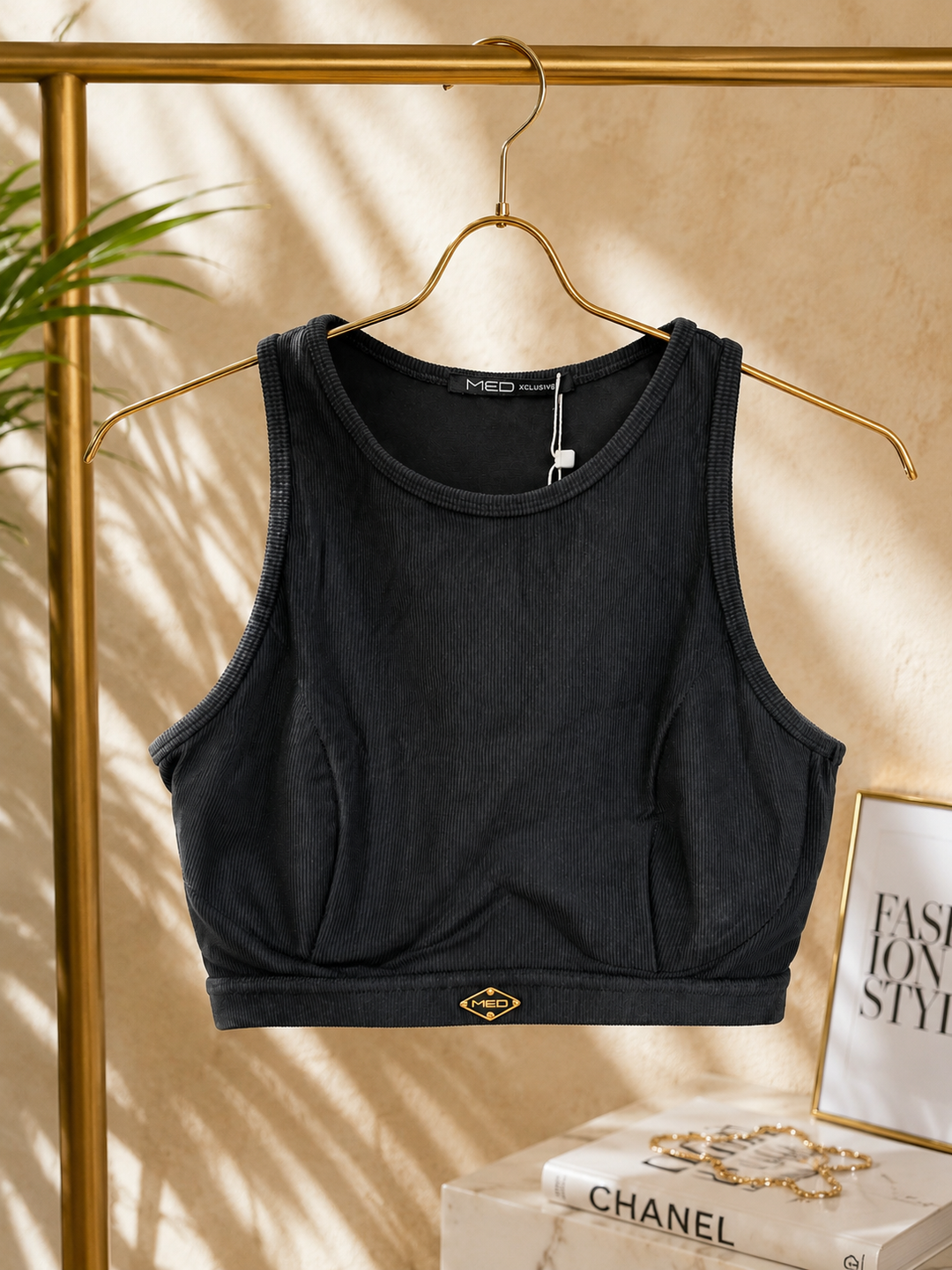 Crop Top με Μπανέλα &amp; Sculpt Ραφές – Μαύρο