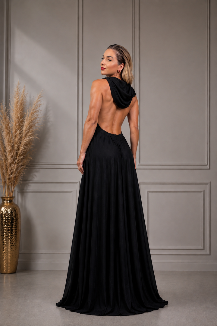Noiré Hooded Maxi Dress
