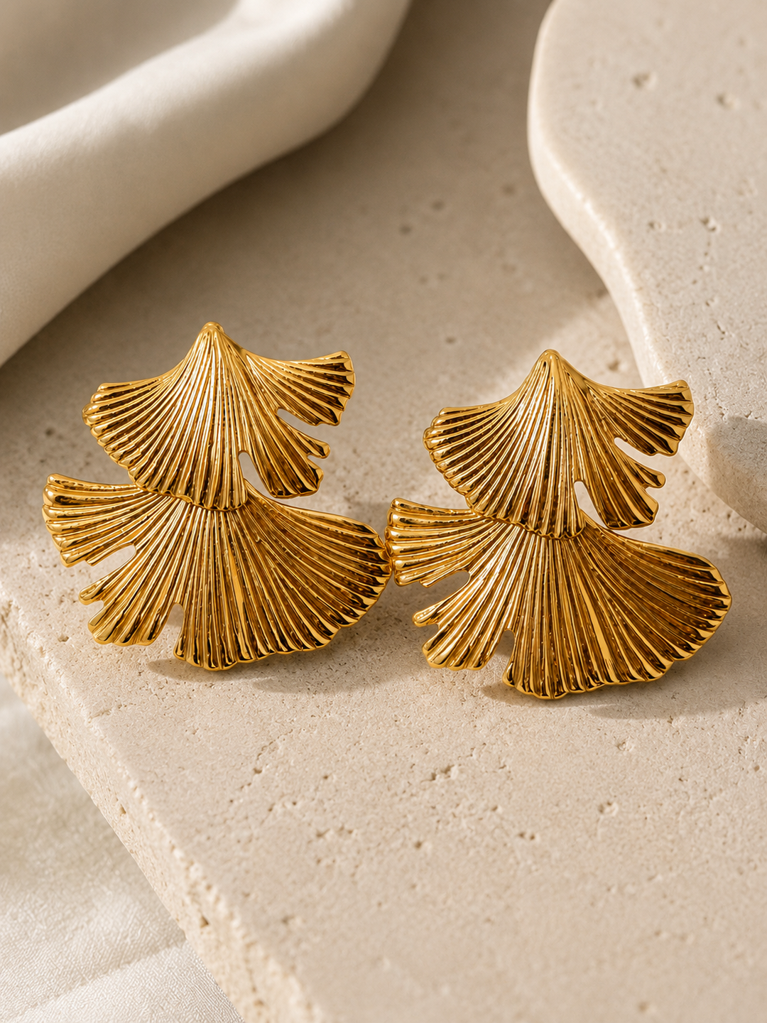 Σκουλαρίκια “Ginkgo Luxe”